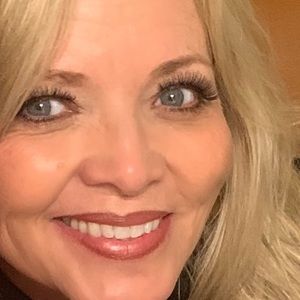 Meet your Posher, Glenda